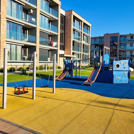 Apartamento Apartament Perlowa Przystan Kołobrzeg Exterior foto